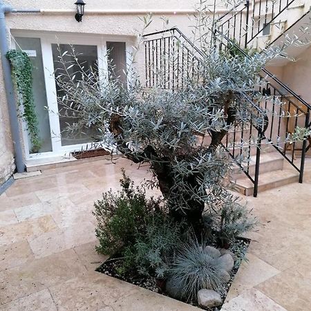 Appartement Perigueux Garage Attenant Fibre Climatisation エクステリア 写真