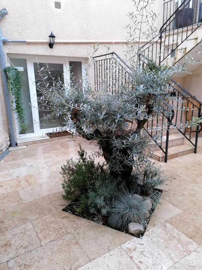 Appartement Perigueux Garage Attenant Fibre Climatisation エクステリア 写真